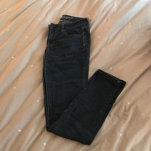 AMERICAN EAGLE - Medium Wash Jeggings