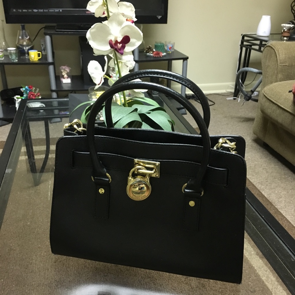 MK purse