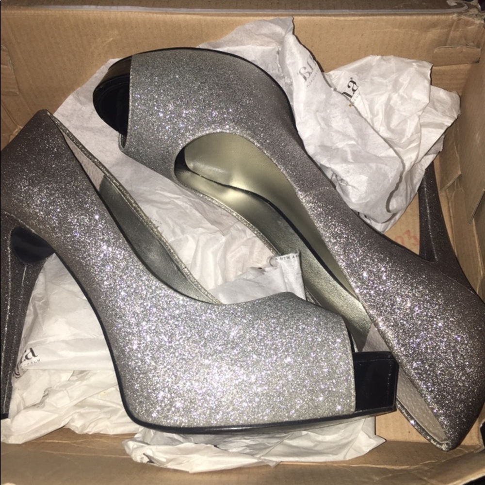 Silver Glitter  Pumps