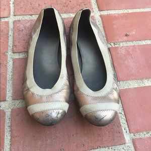 Price Dropped! Stuart Weitzman flats