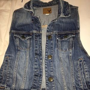 Jean Vest