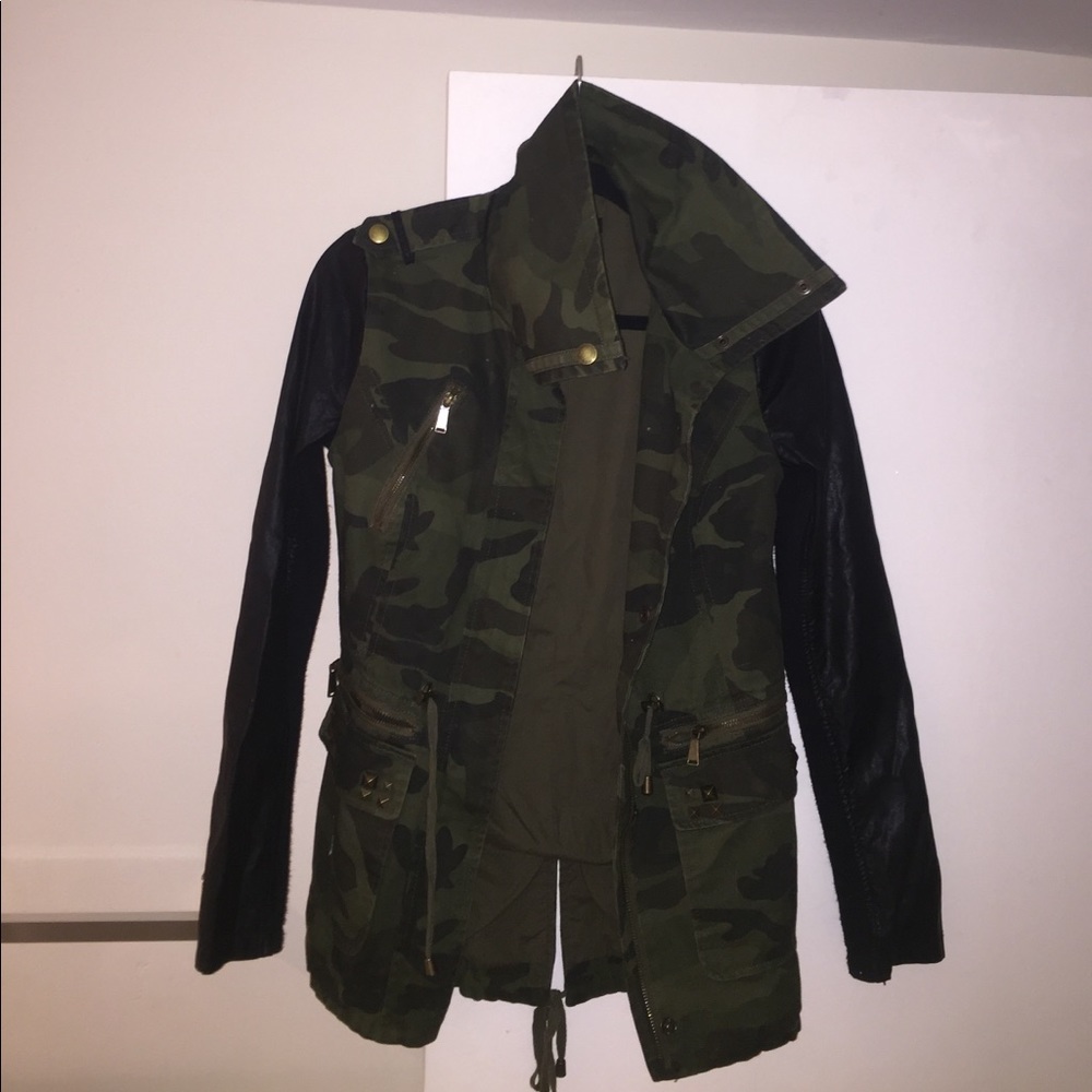 Size XS AQUA Camo/Leather Jacket Barely Worn