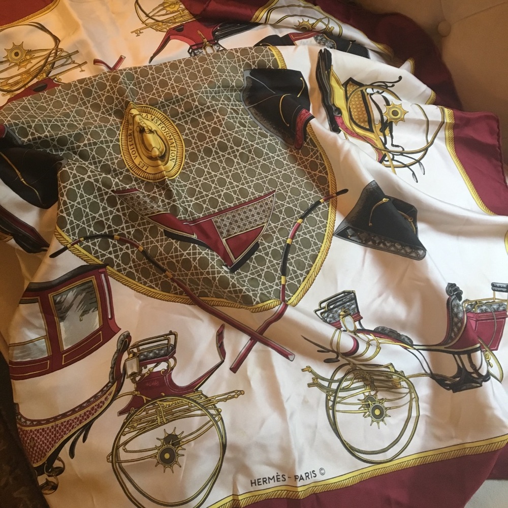 Hermes silk scarf - La Mason des Carres Hermes