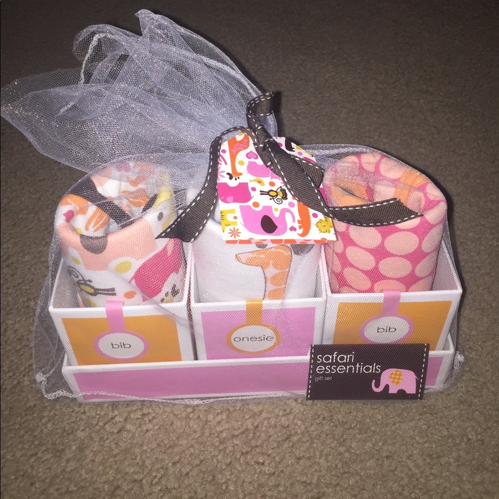 Safari gift set for baby girl