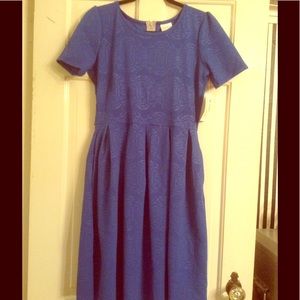 LulaRoe Amelia size M beauty!