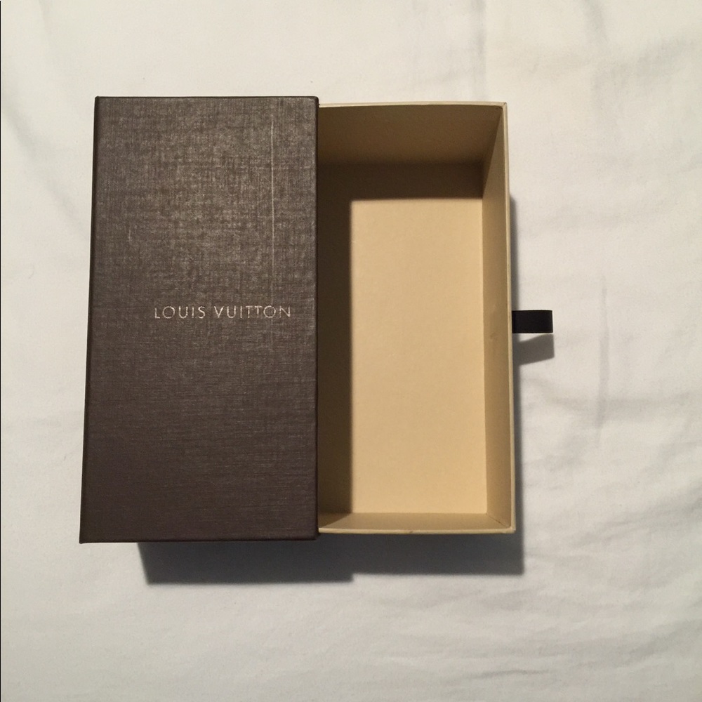 🆕Authentic Louis Vuitton Eyeglass Box 😎 - Picture 2 of 2