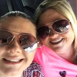 Meet your Posher, Janelle