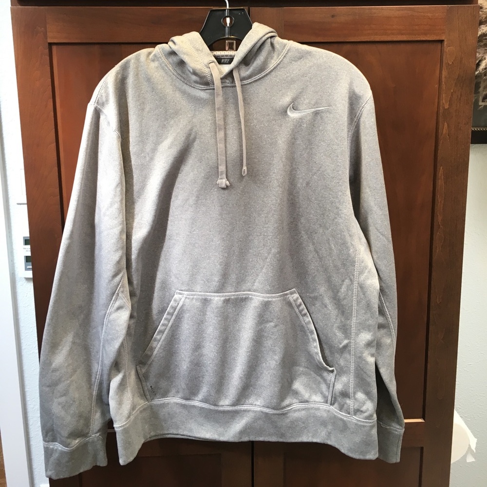 Men's medium Nike Thermal Fit Grey Hoodie