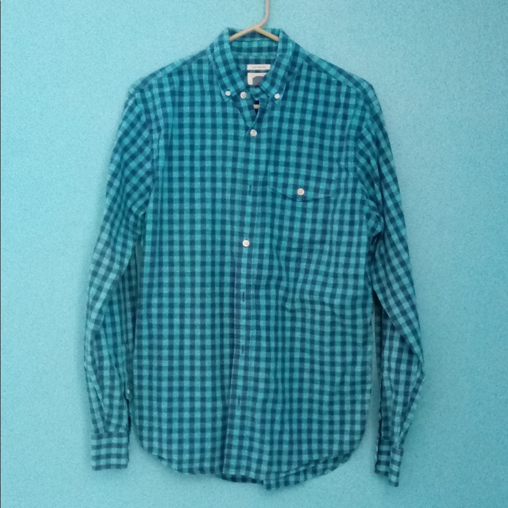 Squared Blue Dress Shirt.