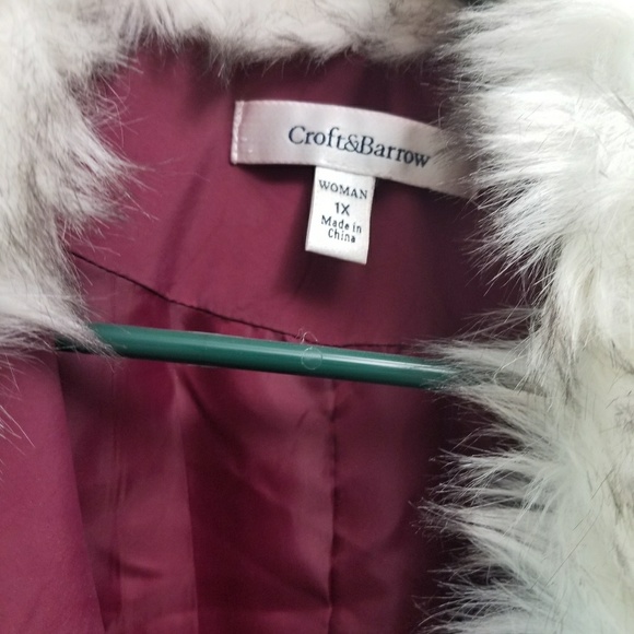 Faux fur collar vest - Picture 2 of 2