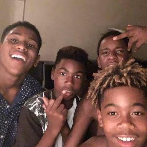 Meet your Posher, Deandre