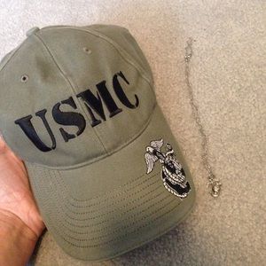 LAST CHANCE US Marine Corps Hat and Necklace