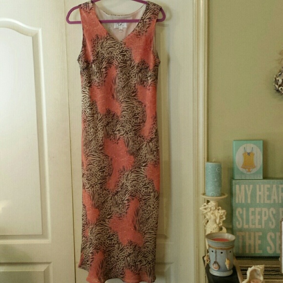 Boutique Dress Outfit by DR. Size 14. - Picture 3 of 8