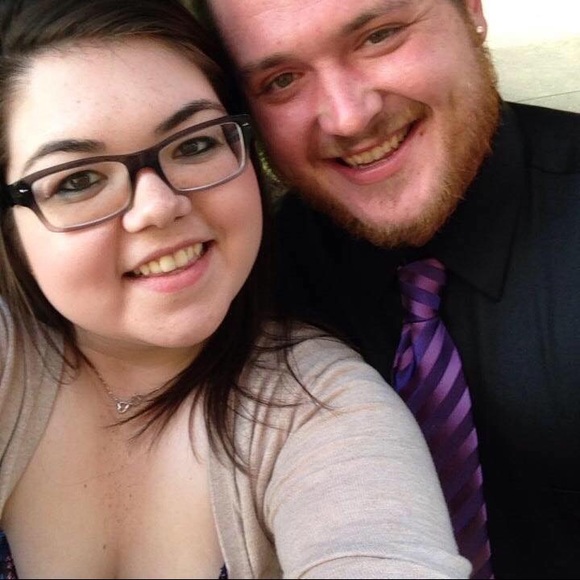 Meet your Posher, Allison - Picture 1 of 1