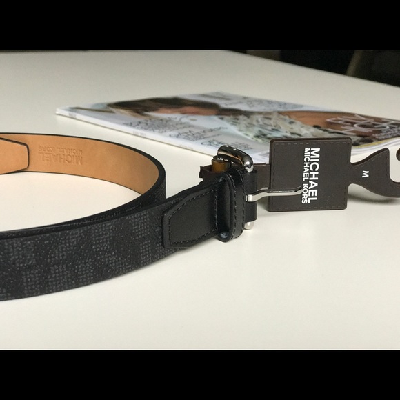 Michael Kors Belt Black - Picture 3 of 5