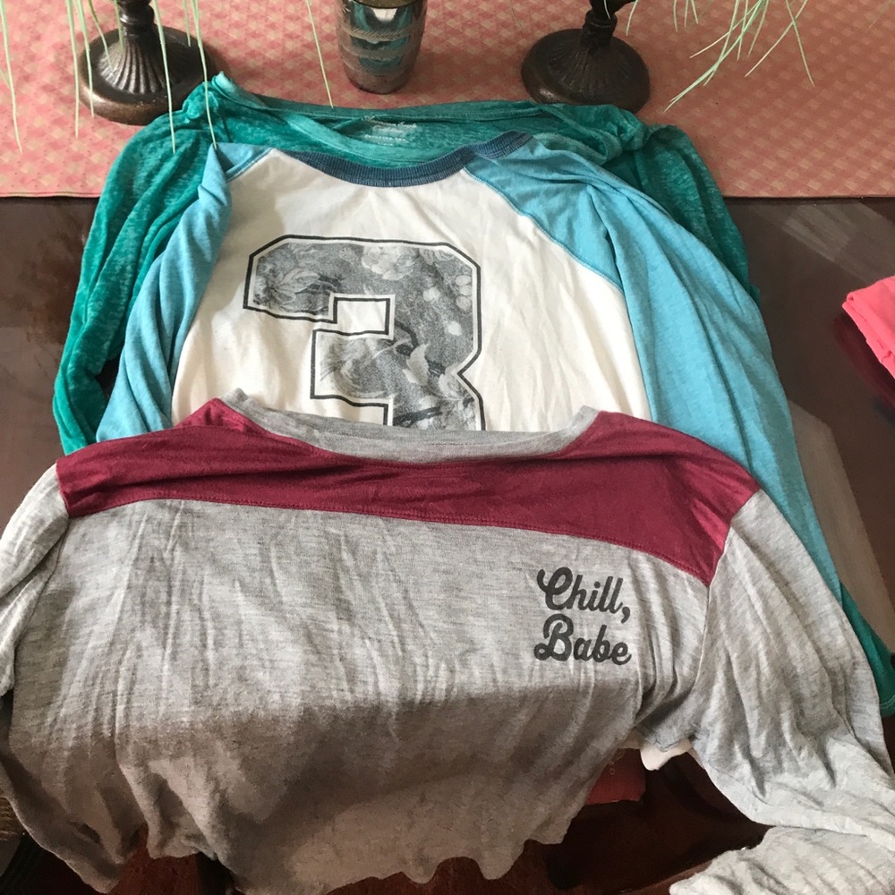 2 American eagle shirts with bonus!!