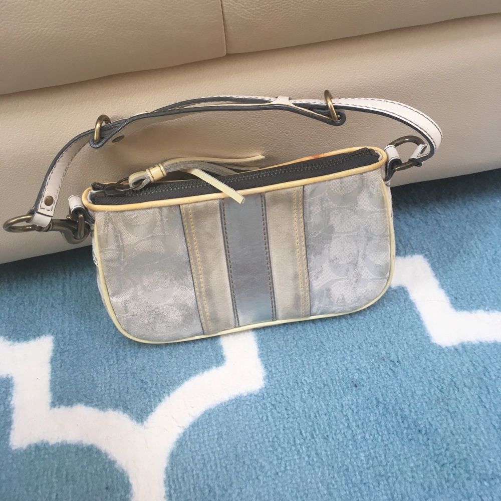 Classic Coach wristlet