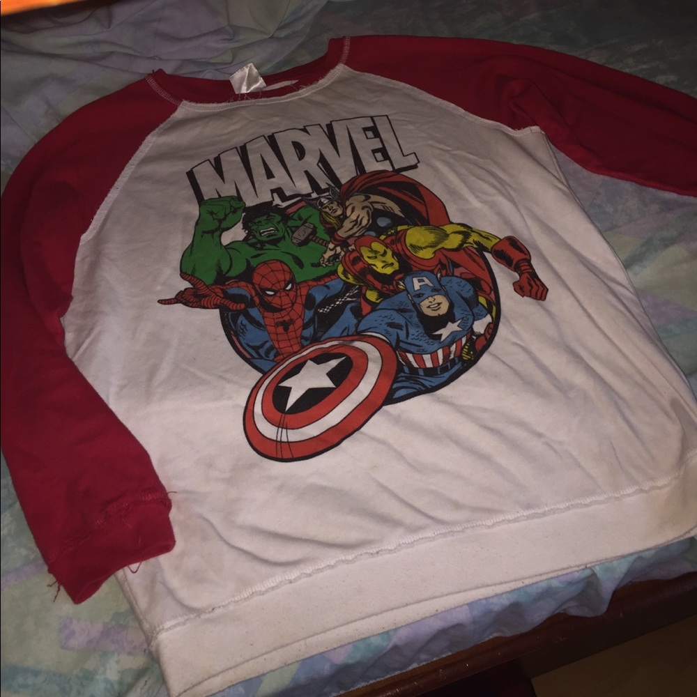 Long sleeved marvel shirt