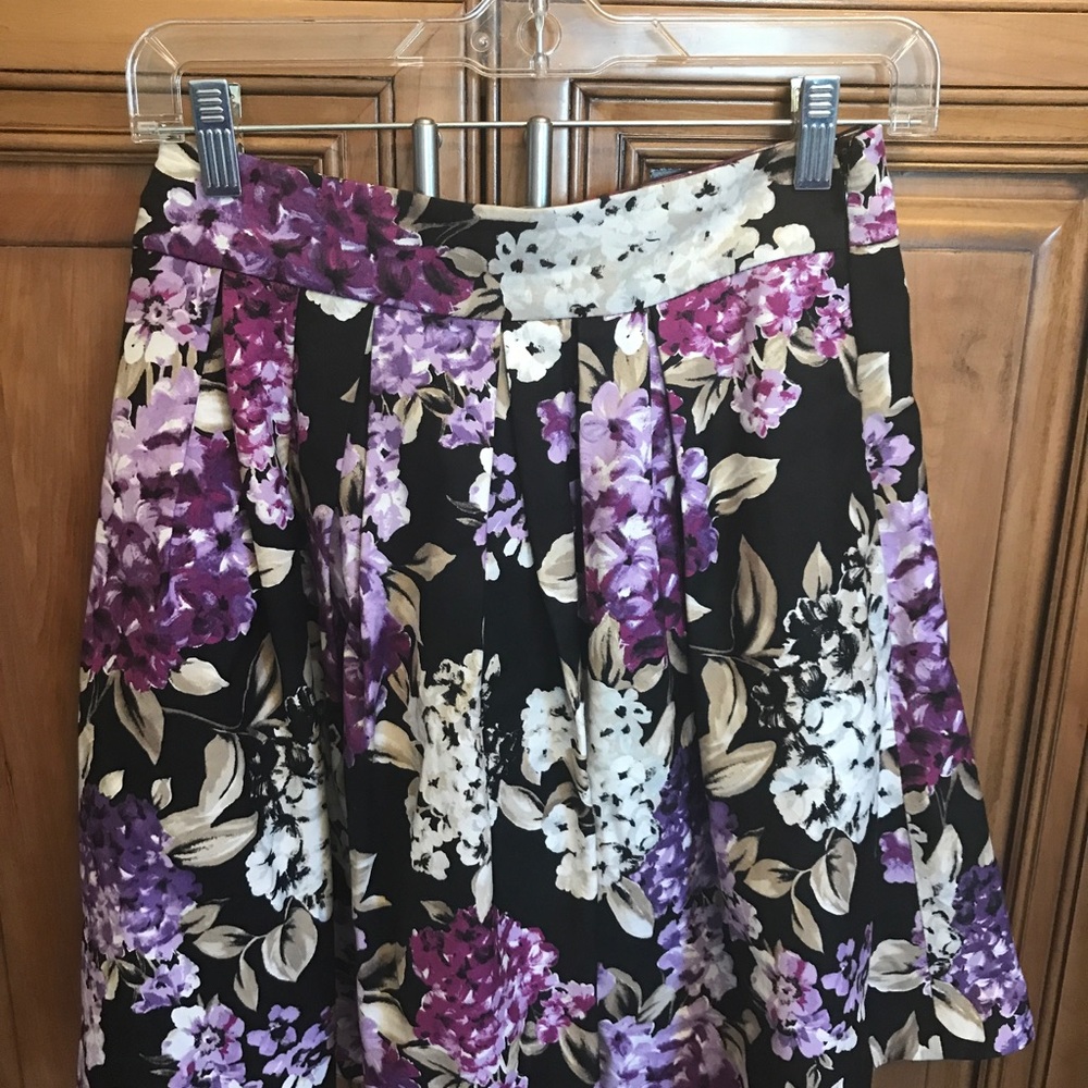 WHBM flower skirt