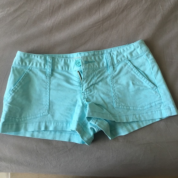 baby blue cargo shorts