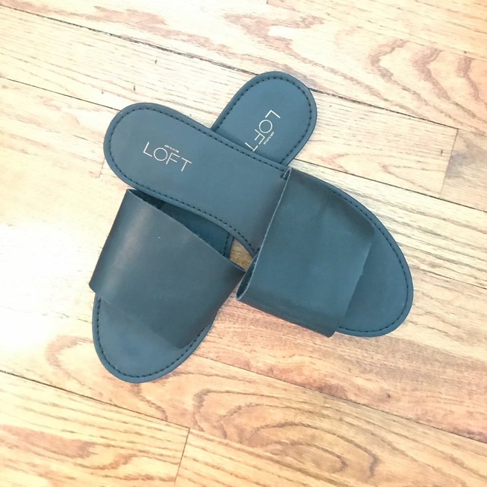 Ann Taylor LOFT house slippers/sandals