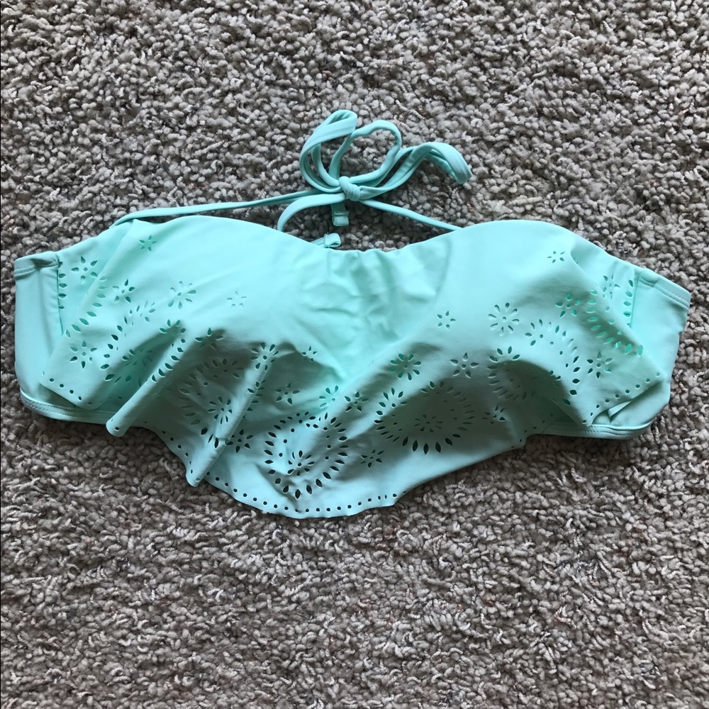 Xhilaration Large Bikini Top