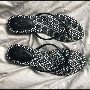 Kate spade mistic flip flops