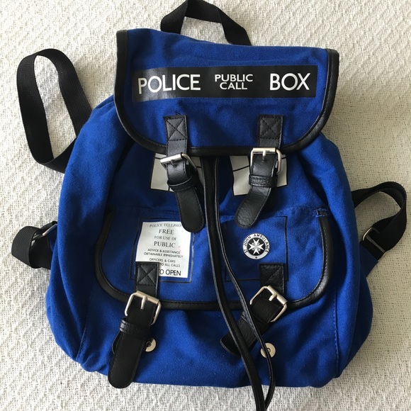 Hot Topic Handbags - Doctor Who TARDIS backpack