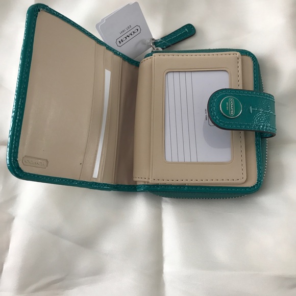 COACH SIGNATURE STRIPE SLIM MEDIUM WALLET - Picture 2 of 5