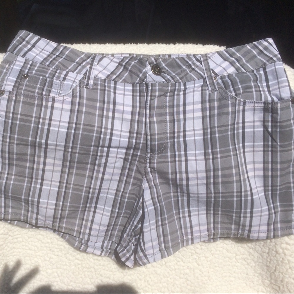 🇺🇸 FADED GLORY PLAID SHORTS