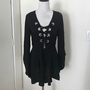 Black Selfie Leslie Romper size L