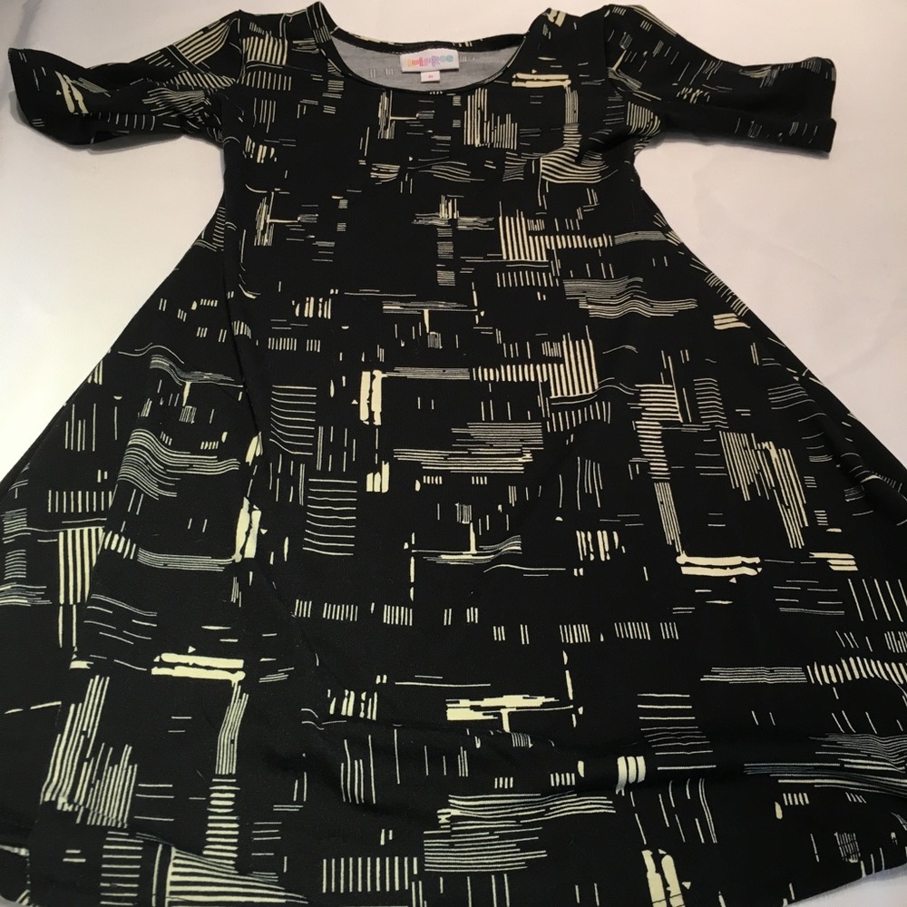 Girl's LuLaRoe Dress