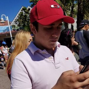 Meet your Posher, Christopher