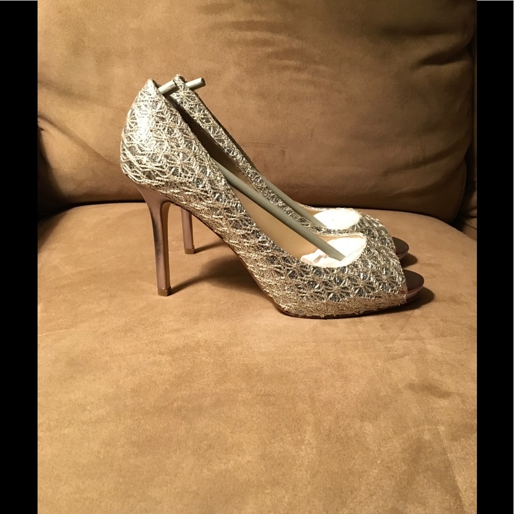 Enzo Angiolini pumps heels