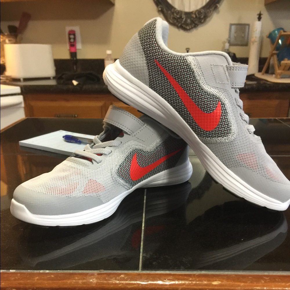 NWOT Nike Revolution 3 Shoes