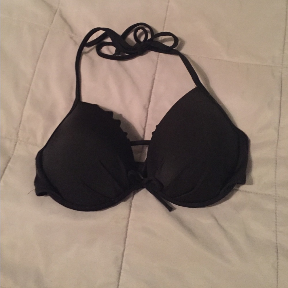 Victoria's Secret knockout bikini top