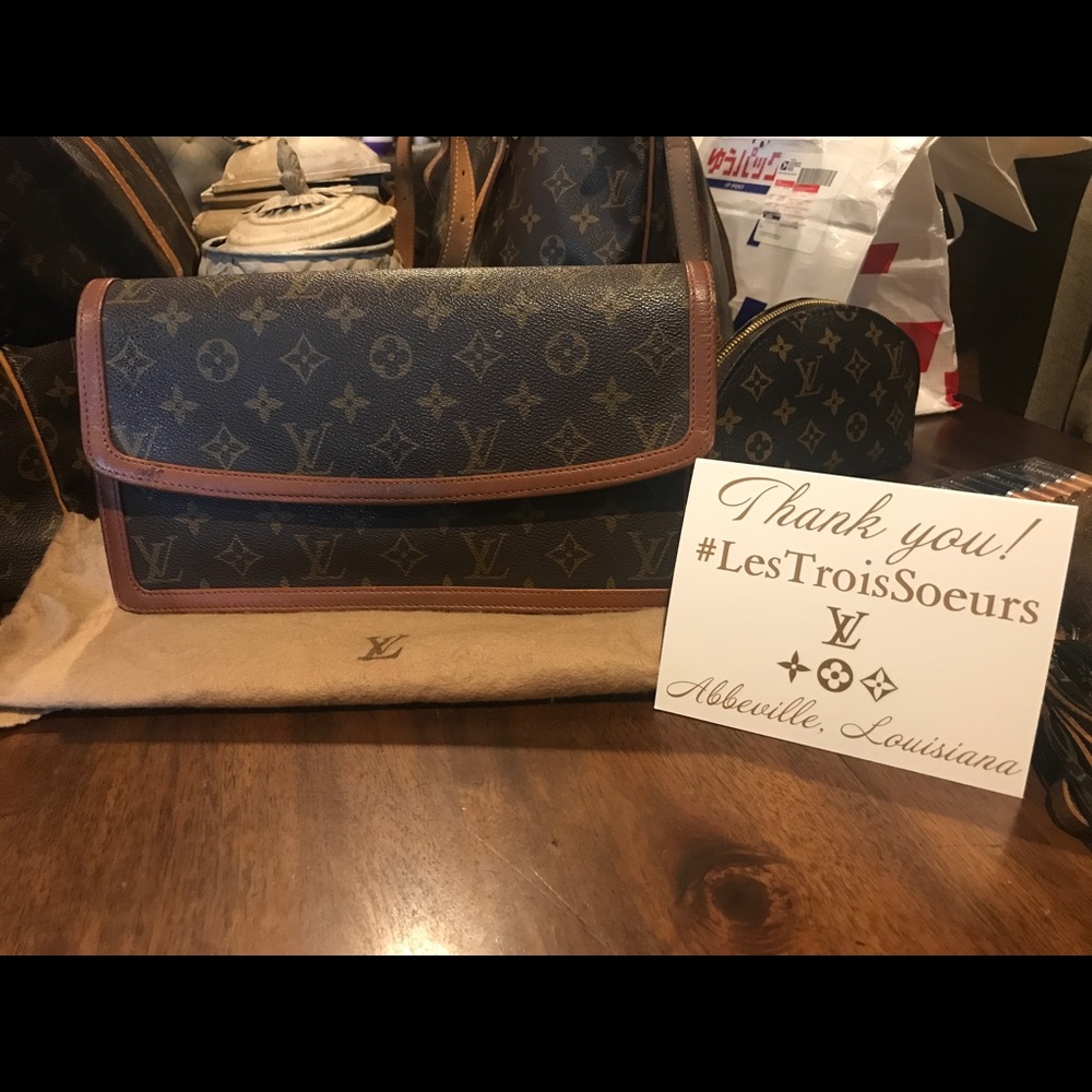 SOLD Louis Vuitton Pochette Dame GM