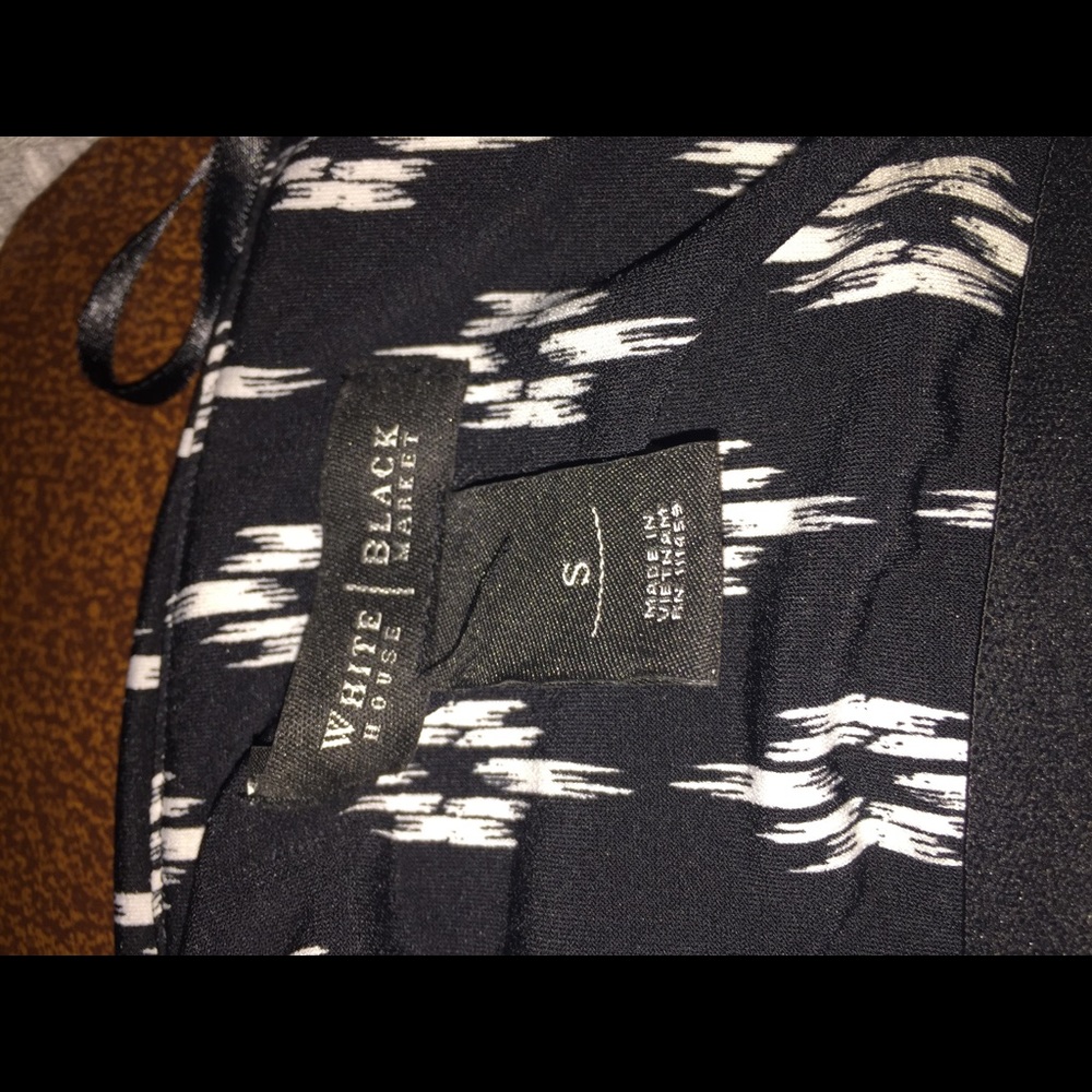 White House Black Market Halter top - Picture 4 of 4