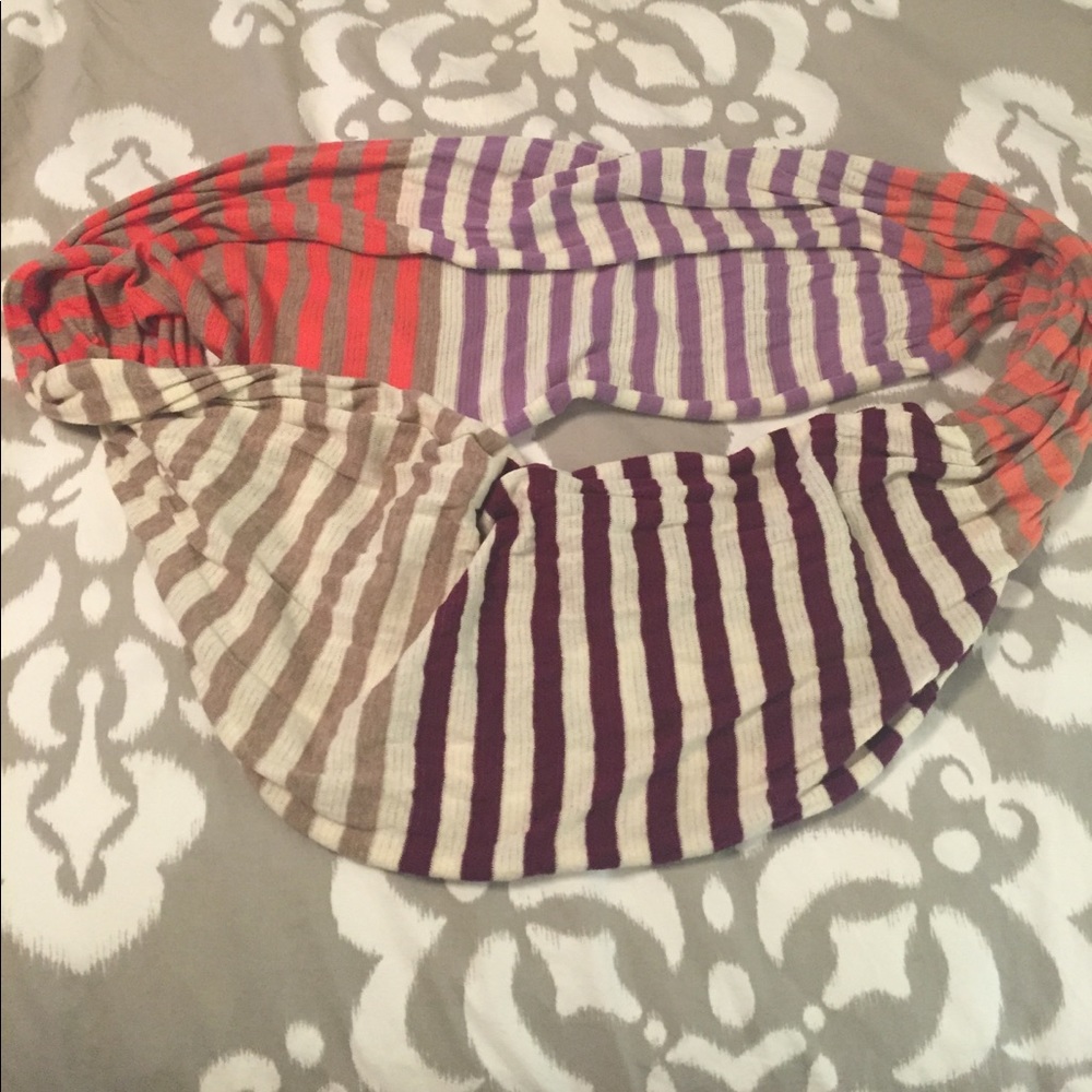 Knit infinity scarf