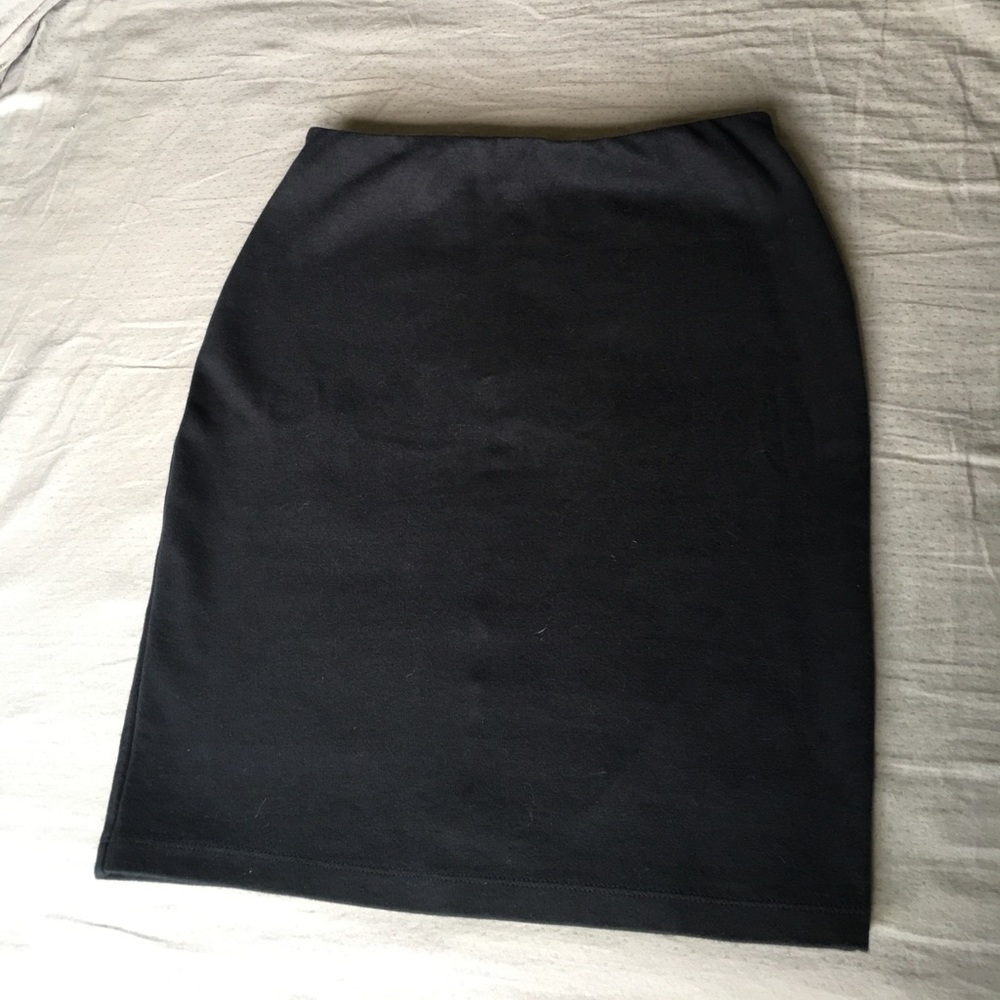 Ann Taylor classic pencil skirt- stretchy