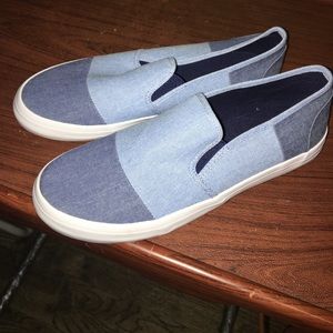 Nautical slip ons