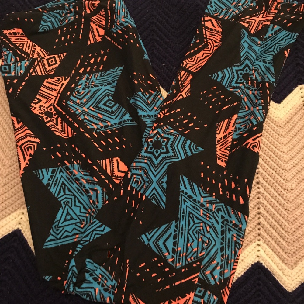 LuLaRoe TC Leggings.
