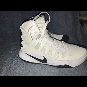 White & Black Nike Women's Basketball Shoes