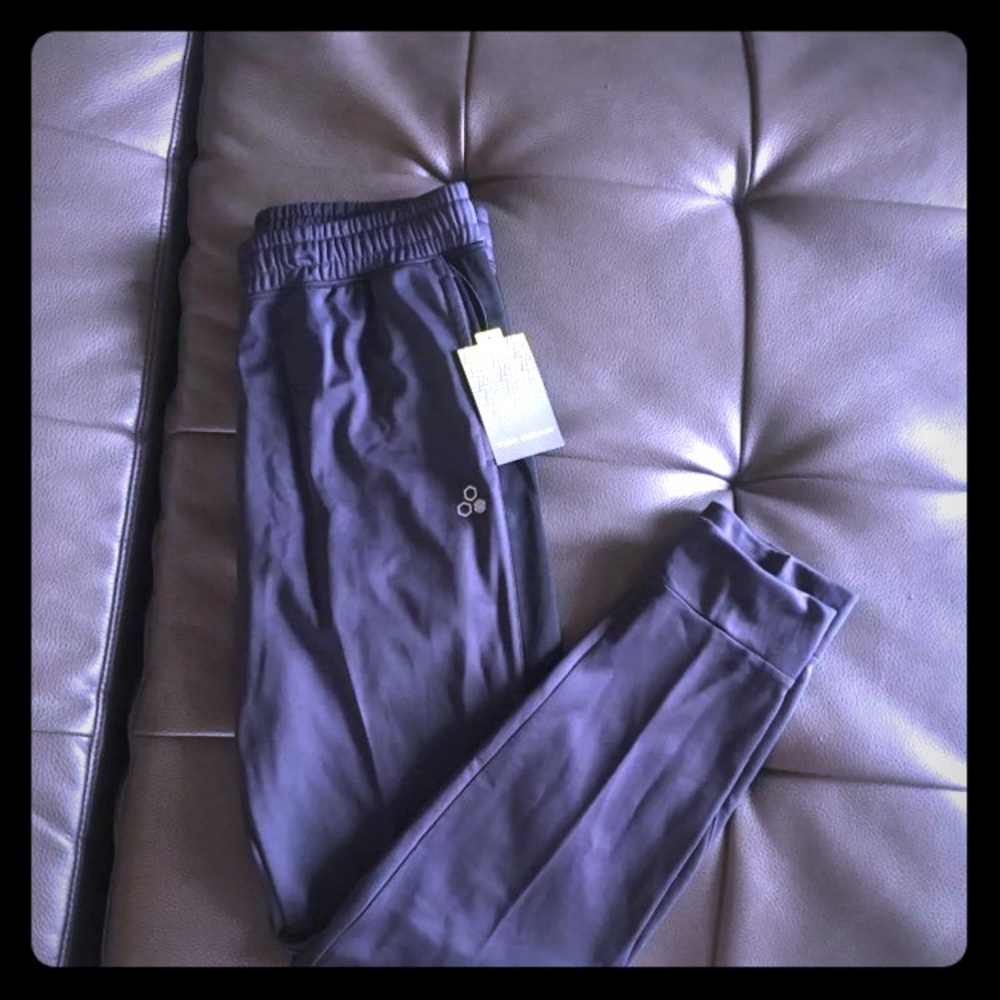 ⭐️ sold ⭐️ TEK GEAR men's sweat pants