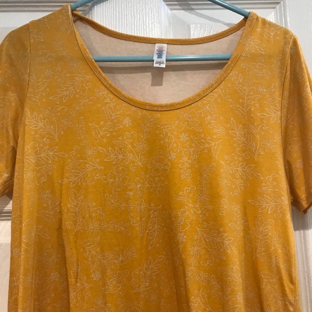 LuLaRoe Classic T