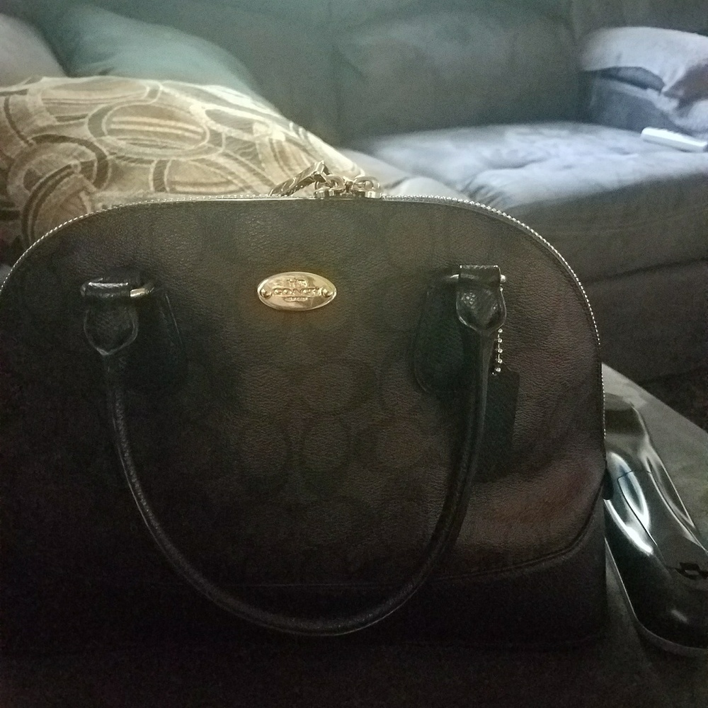 AUTHENTIC COACH CORA DOME.  F33904