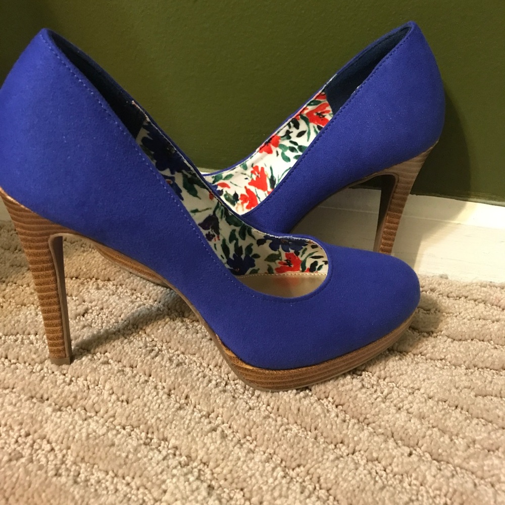 Blue Heels