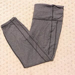 Athleta Criss Cross Power Up 7/8 Tights