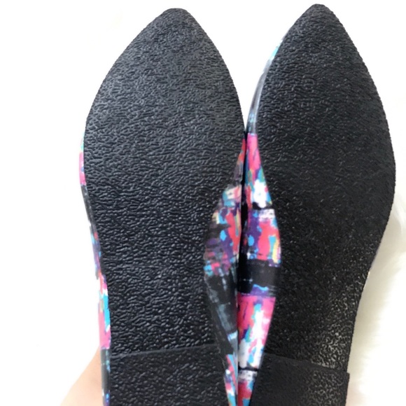[Nicole Miller] Retro Point Ballet Flats - Picture 4 of 4