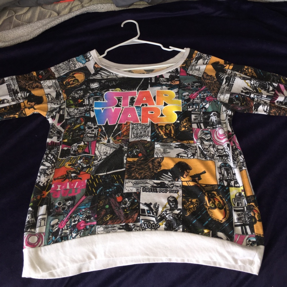 A star wars sweatshirt❕❗️